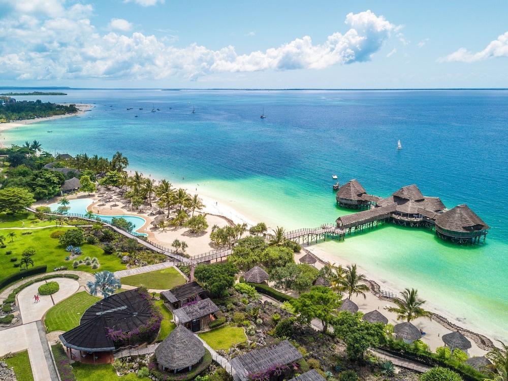 Hotel La Gemma Dell'Est ナングウィ エクステリア 写真