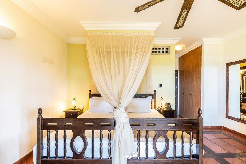 Hotel La Gemma Dell'Est ナングウィ エクステリア 写真